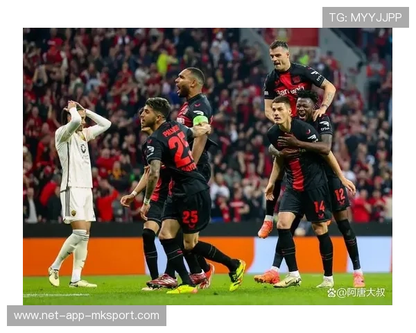 勒沃库森快速换位形成极具穿透力攻势 勒沃库森快速换位形成极具穿透力攻势